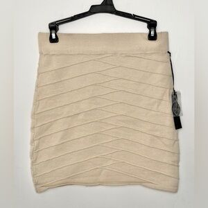 Poof NY elegant cream knit skirt